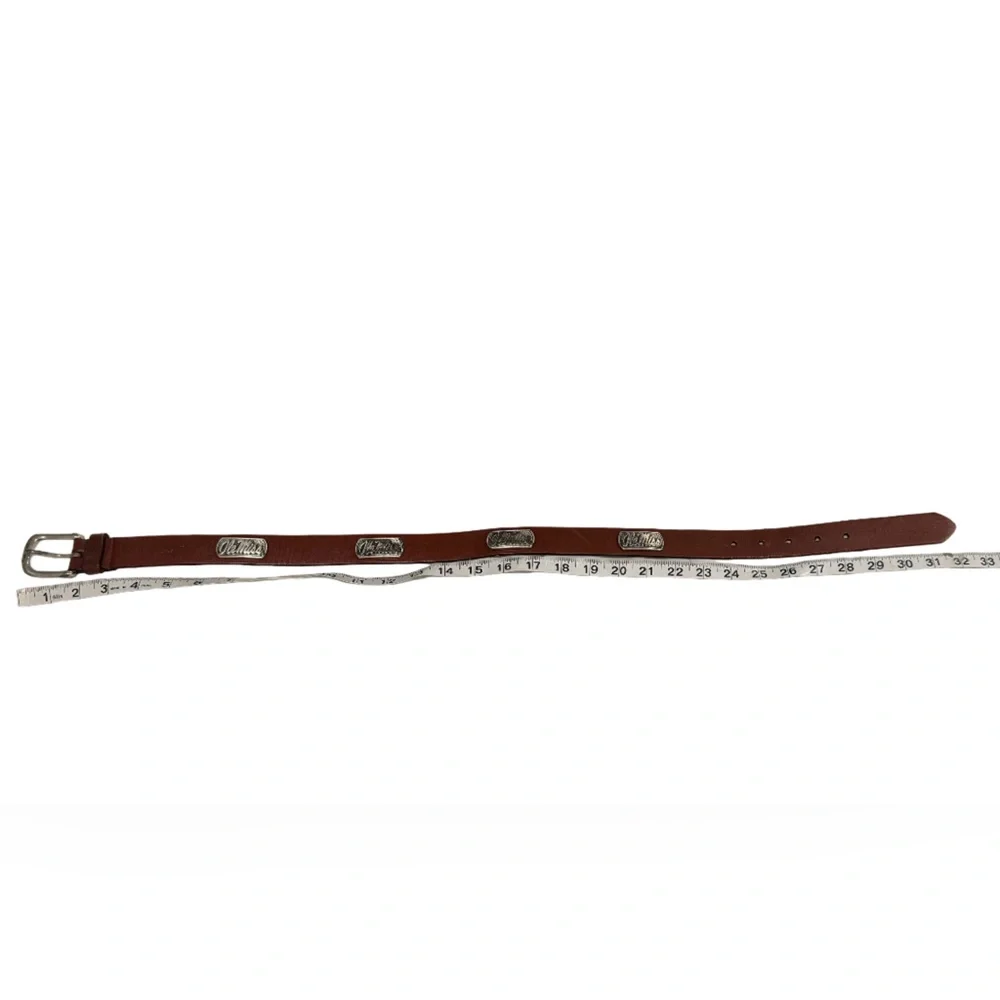 Ole Miss University of Mississippi leather belt boys size medium 14 26 27 28